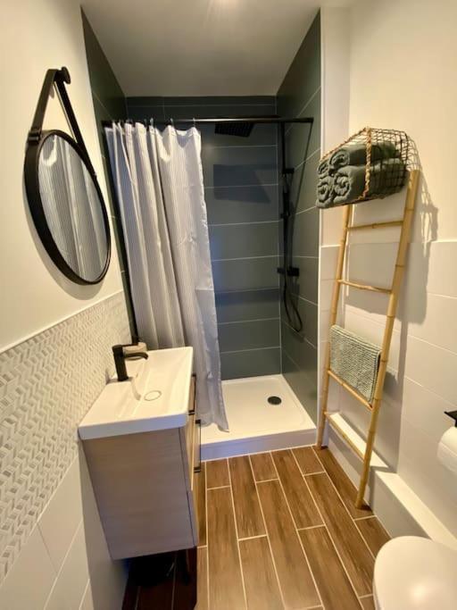 Studio D'Hotes Avec Piscine « Le Clos N°6 » Cormicy Bagian luar foto