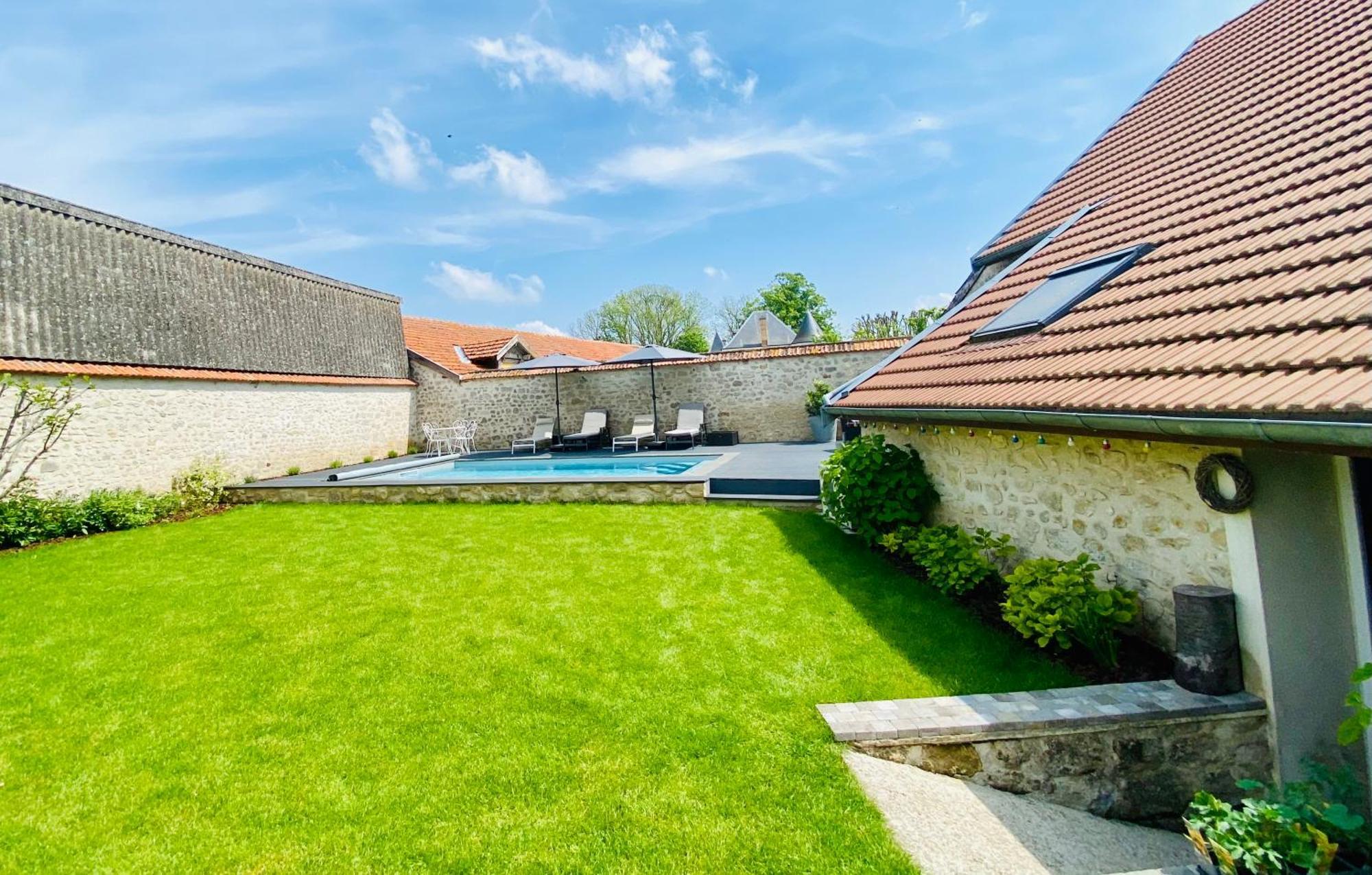 Studio D'Hotes Avec Piscine « Le Clos N°6 » Cormicy Bagian luar foto